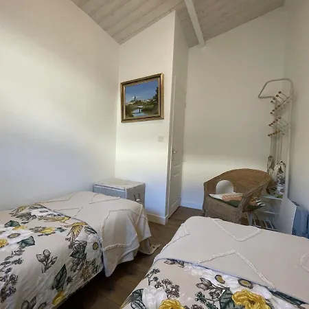 De Charme Trois Au Pied Des Marais Grand Jardin L'Ile-d'Olonne