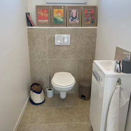 Ferienhaus De Charme Trois Au Pied Des Marais Grand Jardin *