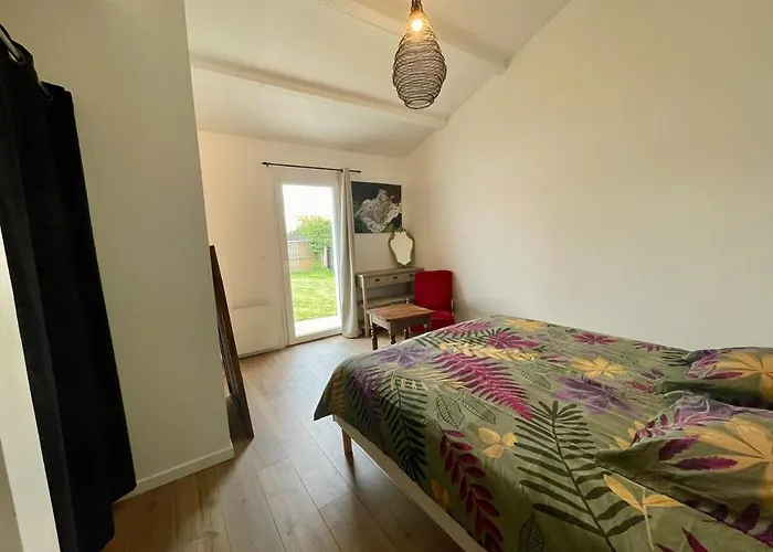 Casa vacanze De Charme Trois Au Pied Des Marais Grand Jardin